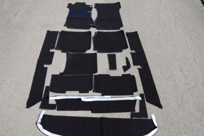 Komplett-Teppichsatz, Zweitonschlinge Farbe schwarz für W114/115 /8, Limousine und Coupé