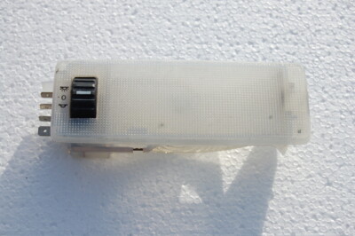 W123 Innenleuchte vorne gebraucht Art.Nr. 1268201001